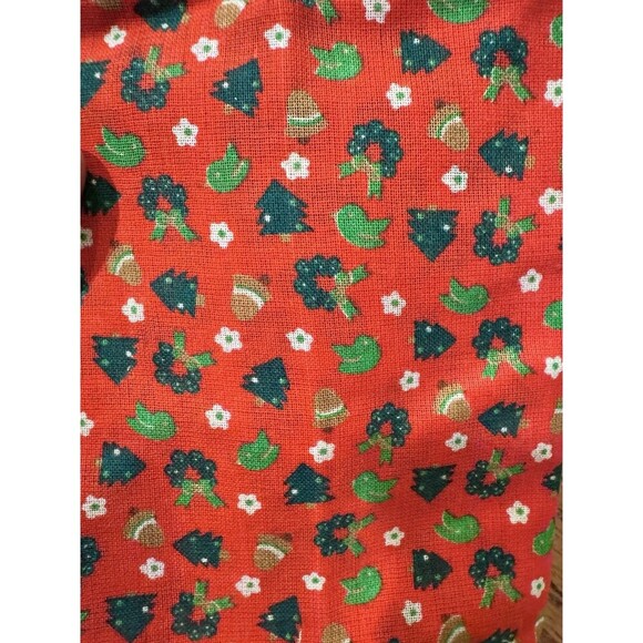 Vintage Christmas Fabric Napkins Set 4 Red Holiday Lace Trim Dinner Size 15x16 - Picture 4 of 6